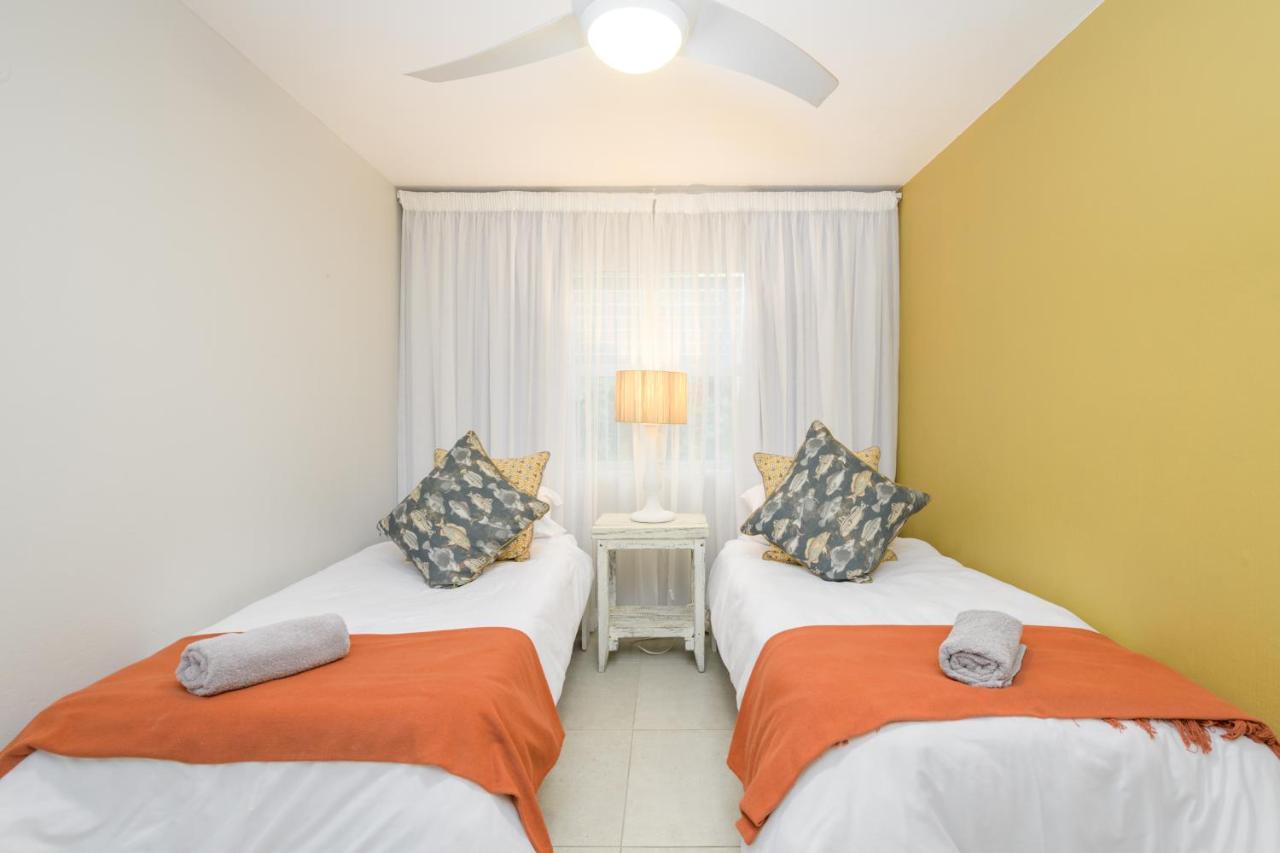 Chakas Cove Apartment บัลลิโต ภายนอก รูปภาพ