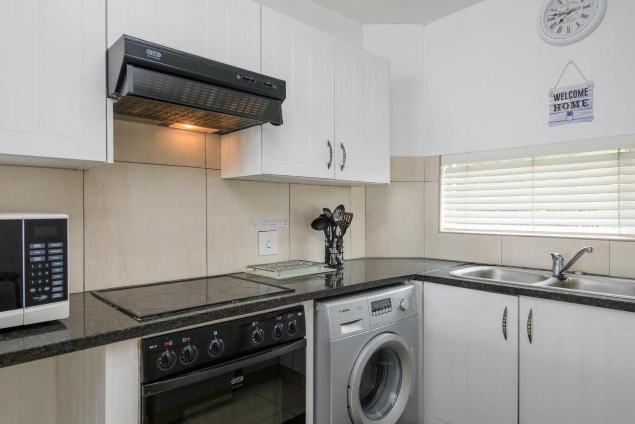 Chakas Cove Apartment บัลลิโต ภายนอก รูปภาพ
