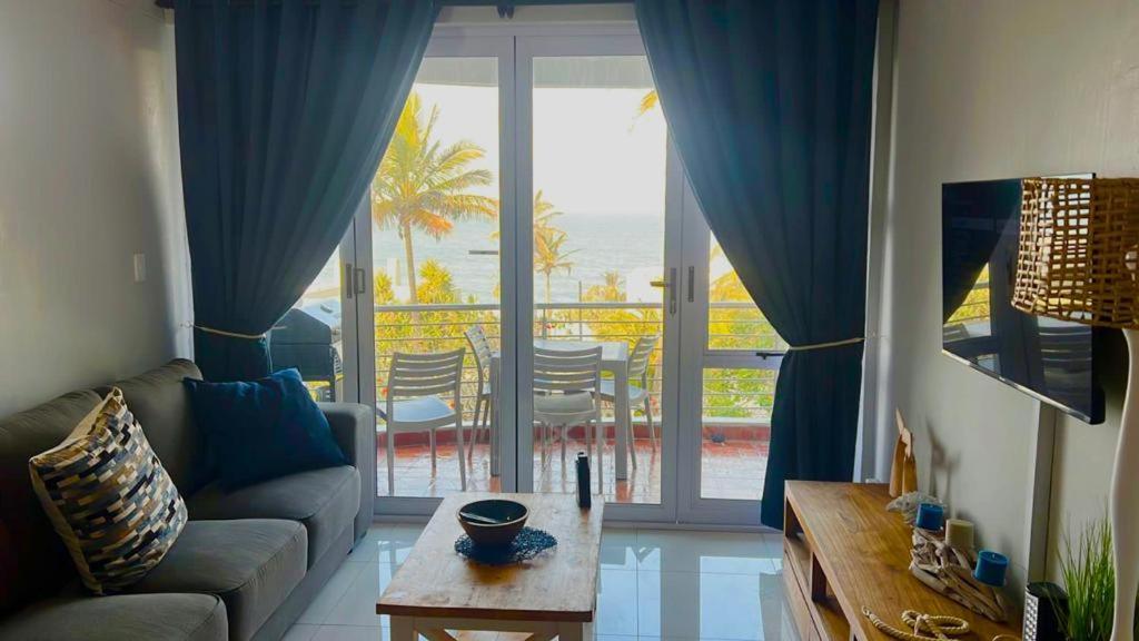 Chakas Cove Apartment บัลลิโต ภายนอก รูปภาพ